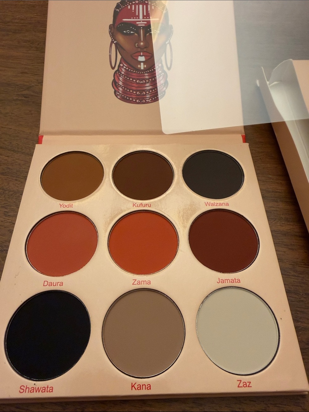 JUVIA’S Eyeshadow Palette Bundle 2! - Picture 3 of 9